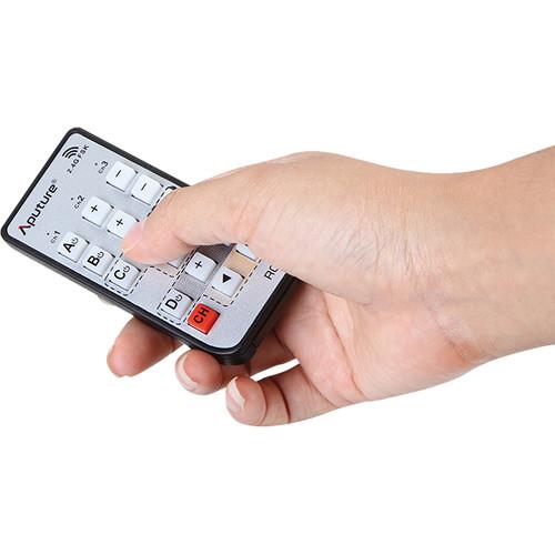 Aputure Amaran AL-HR672W Daylight LED Video Light with Remote