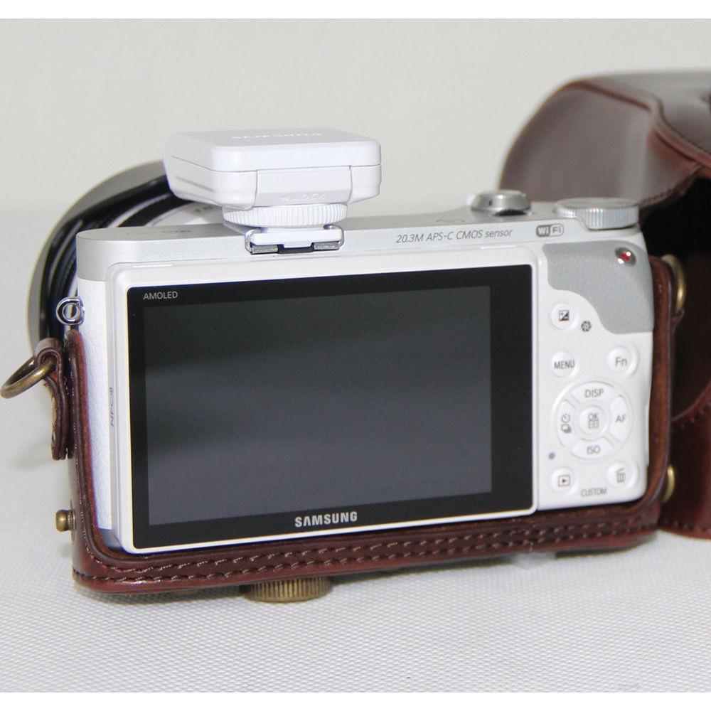 MegaGear MG258 Ever Ready Protective Camera Case for Samsung NX300
