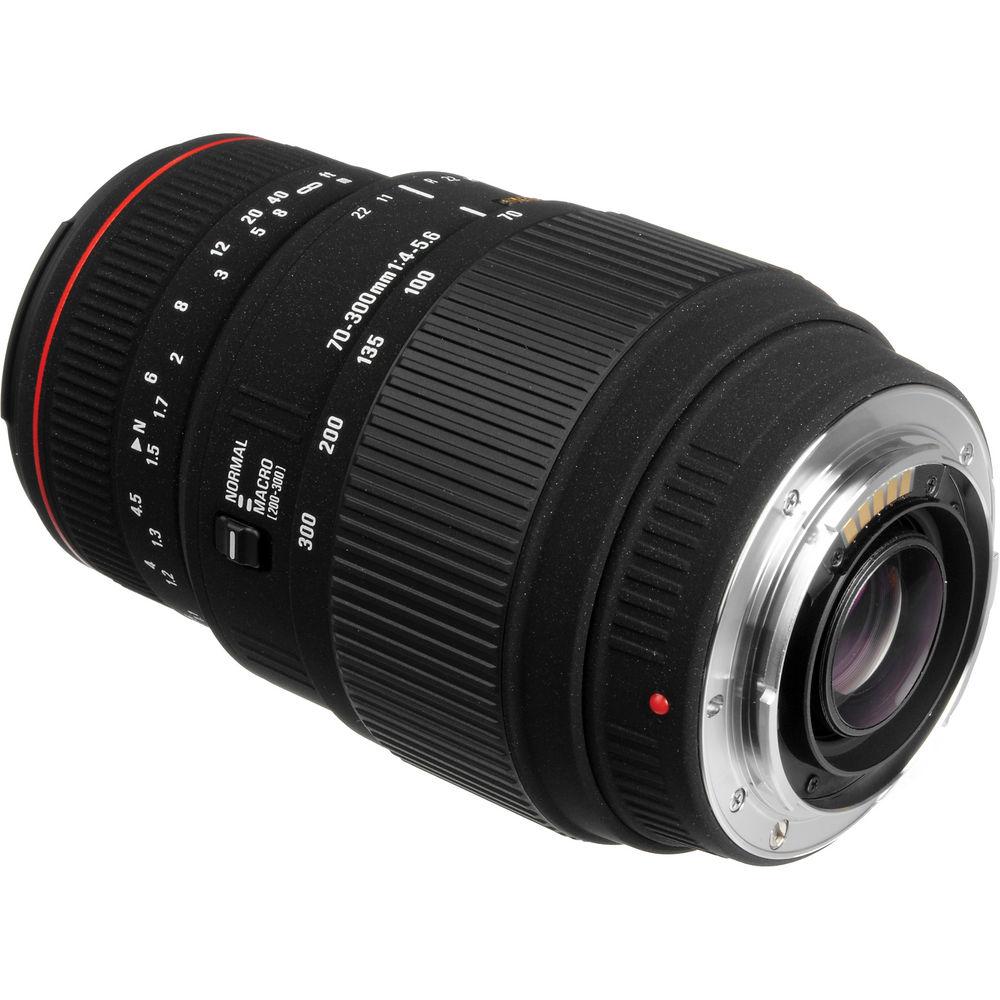 Sigma 70-300mm f 4-5.6 APO DG Macro Lens for Sony and Minolta