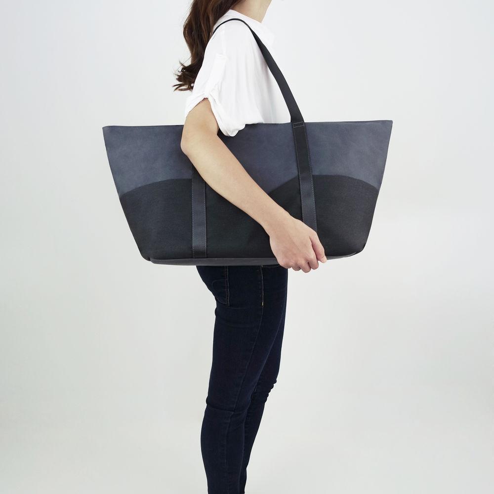 Aide de Camp Nadine Travel Tote