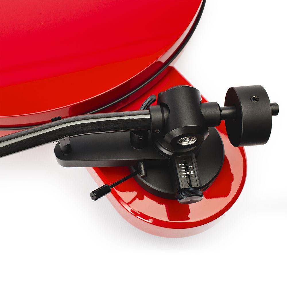 Pro-Ject Audio Systems RPM 1 Carbon Manual Turntable