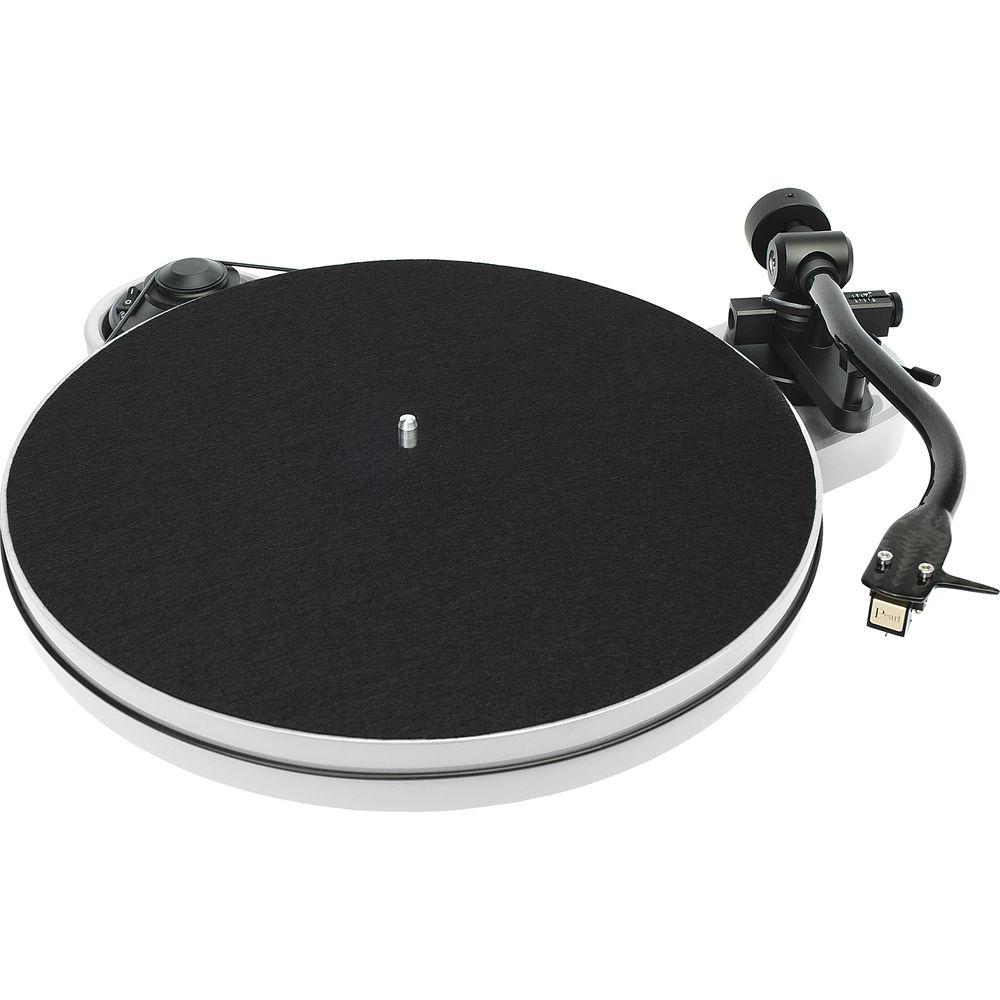 Pro-Ject Audio Systems RPM 1 Carbon Manual Turntable