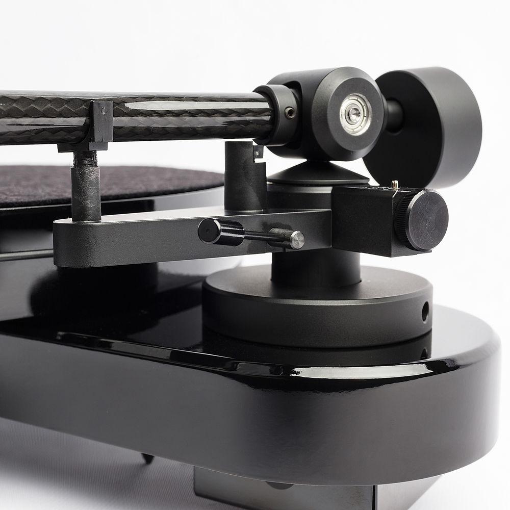 Pro-Ject Audio Systems RPM 1 Carbon Manual Turntable