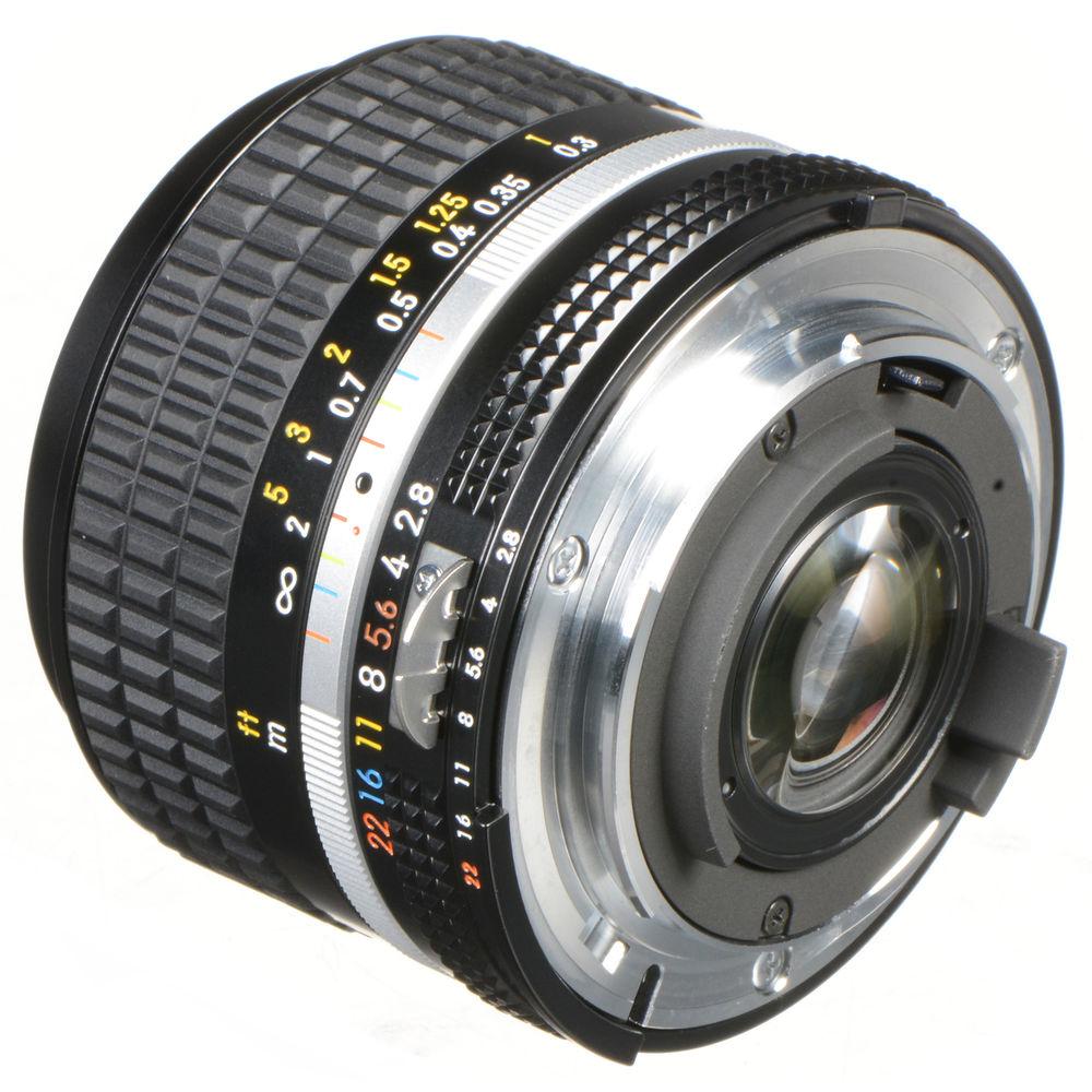 Nikon NIKKOR 24mm f 2.8 Lens