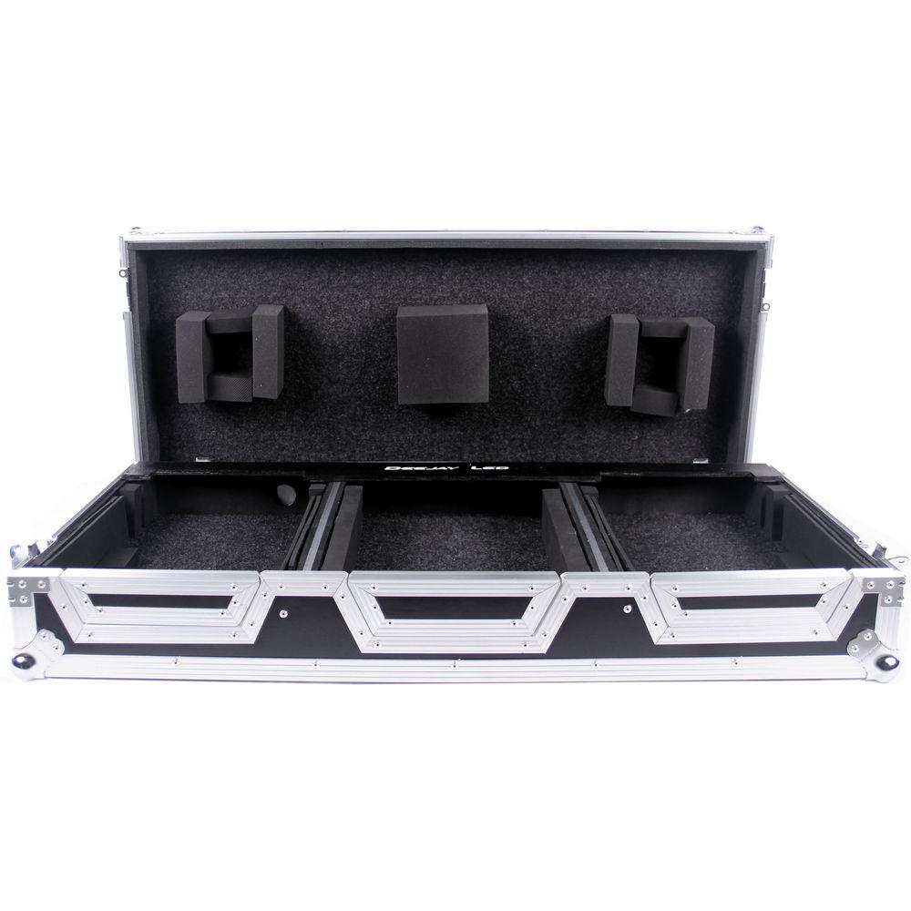DeeJay LED Case on Wheels for Two Pioneer CDJ2000 and DJM900 Nexus Mixer