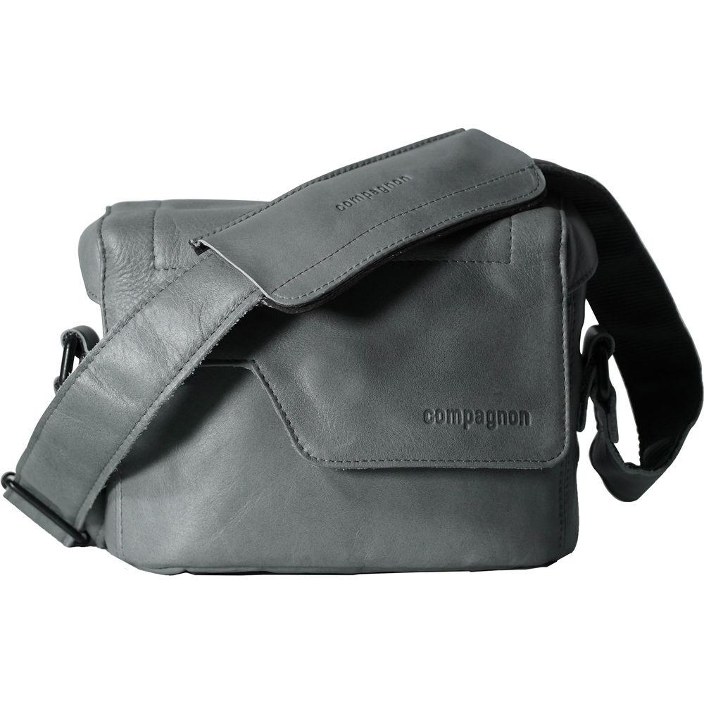 compagnon "The Nano Messenger" Leather Camera Bag