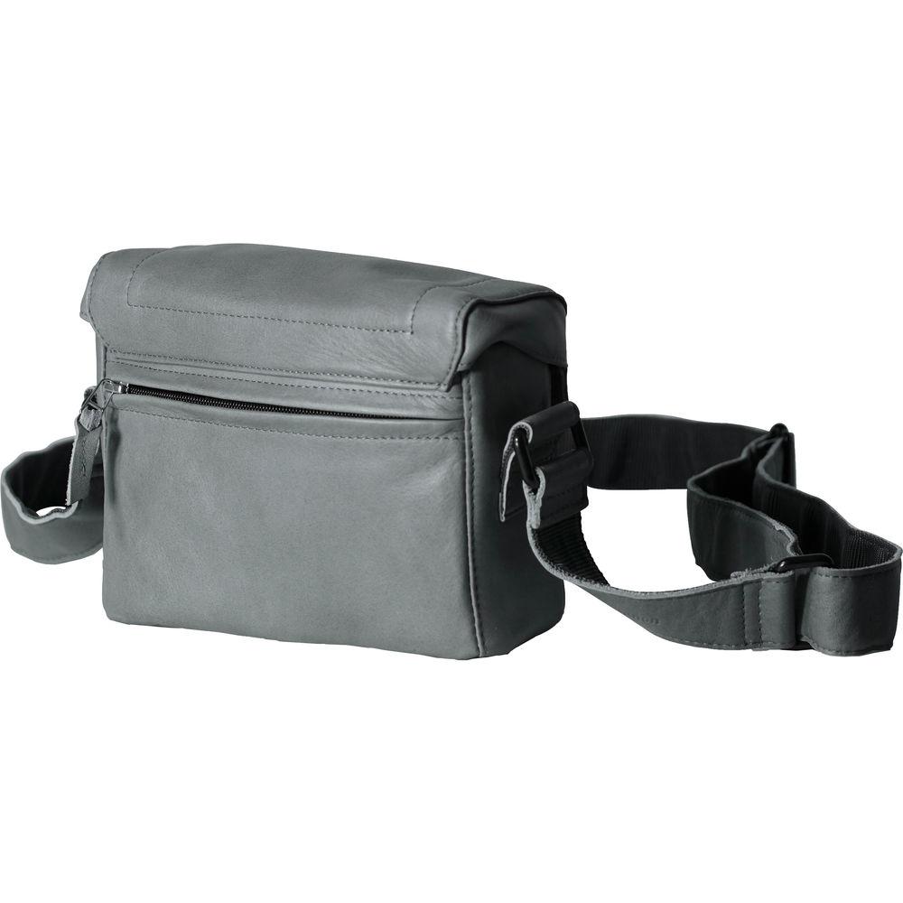 compagnon "The Nano Messenger" Leather Camera Bag