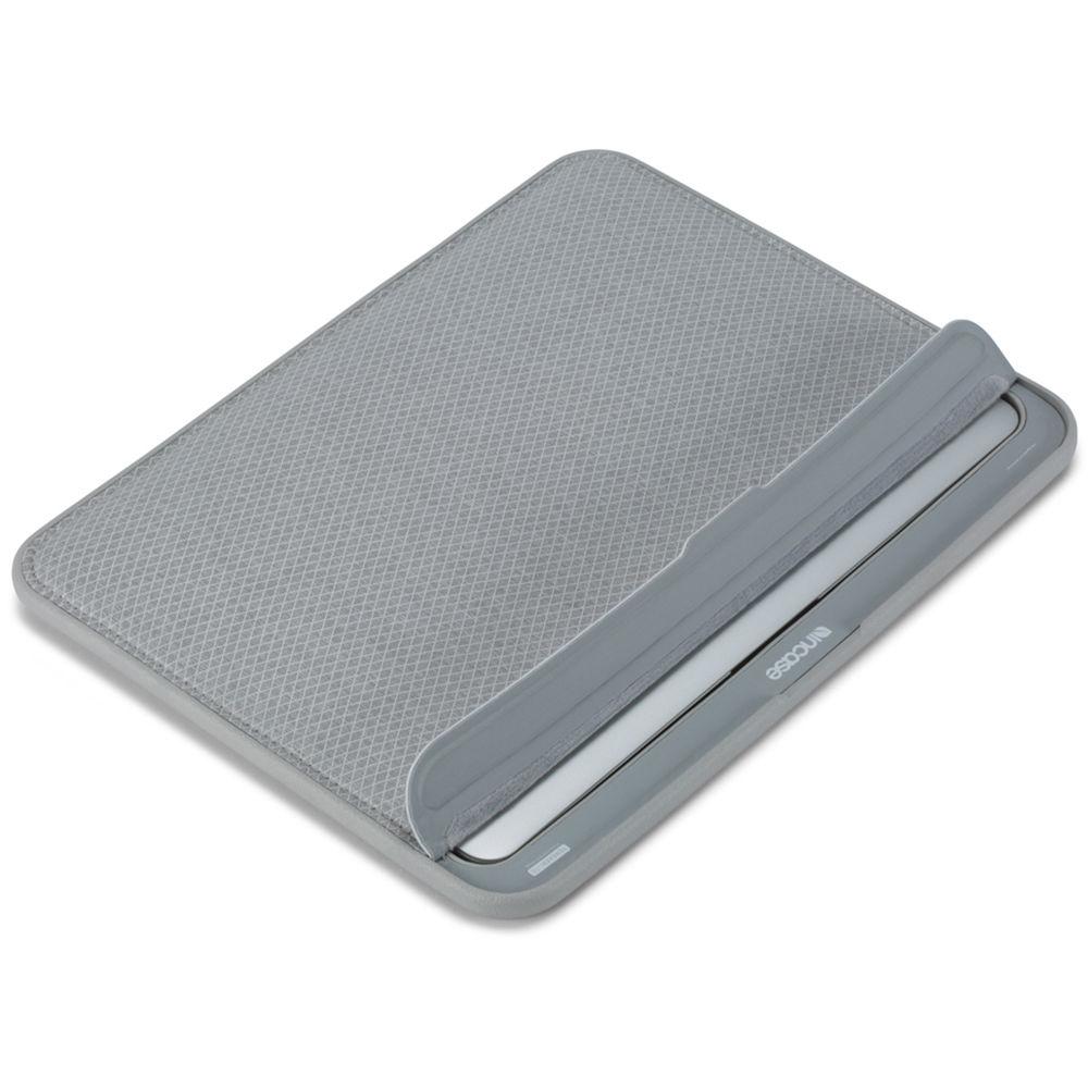 Incase Designs Corp ICON Sleeve with Diamond Ripstop for 13" MacBook Air