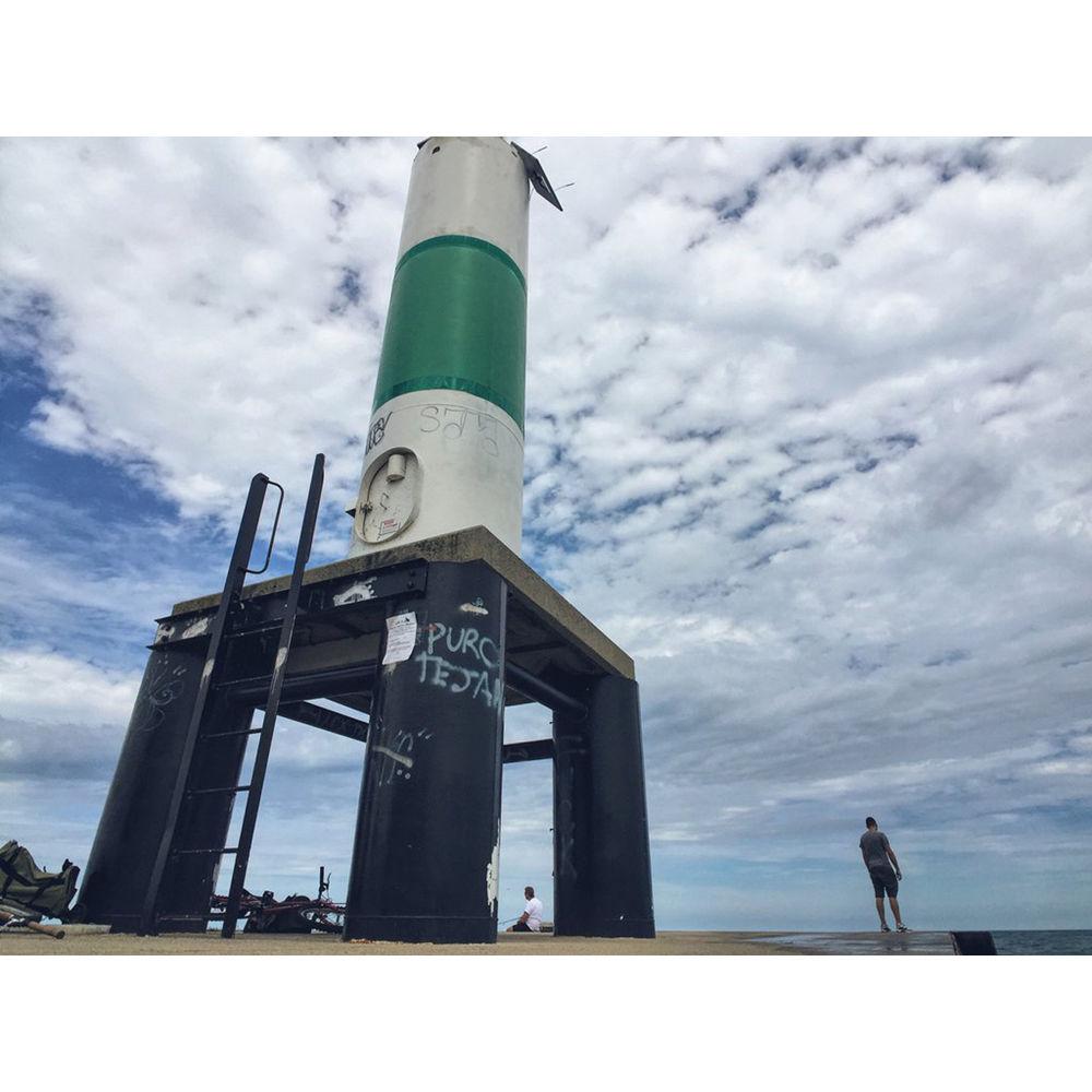 Beastgrip x Kenko Pro Series 0.75x Wide-Angle Smartphone Lens