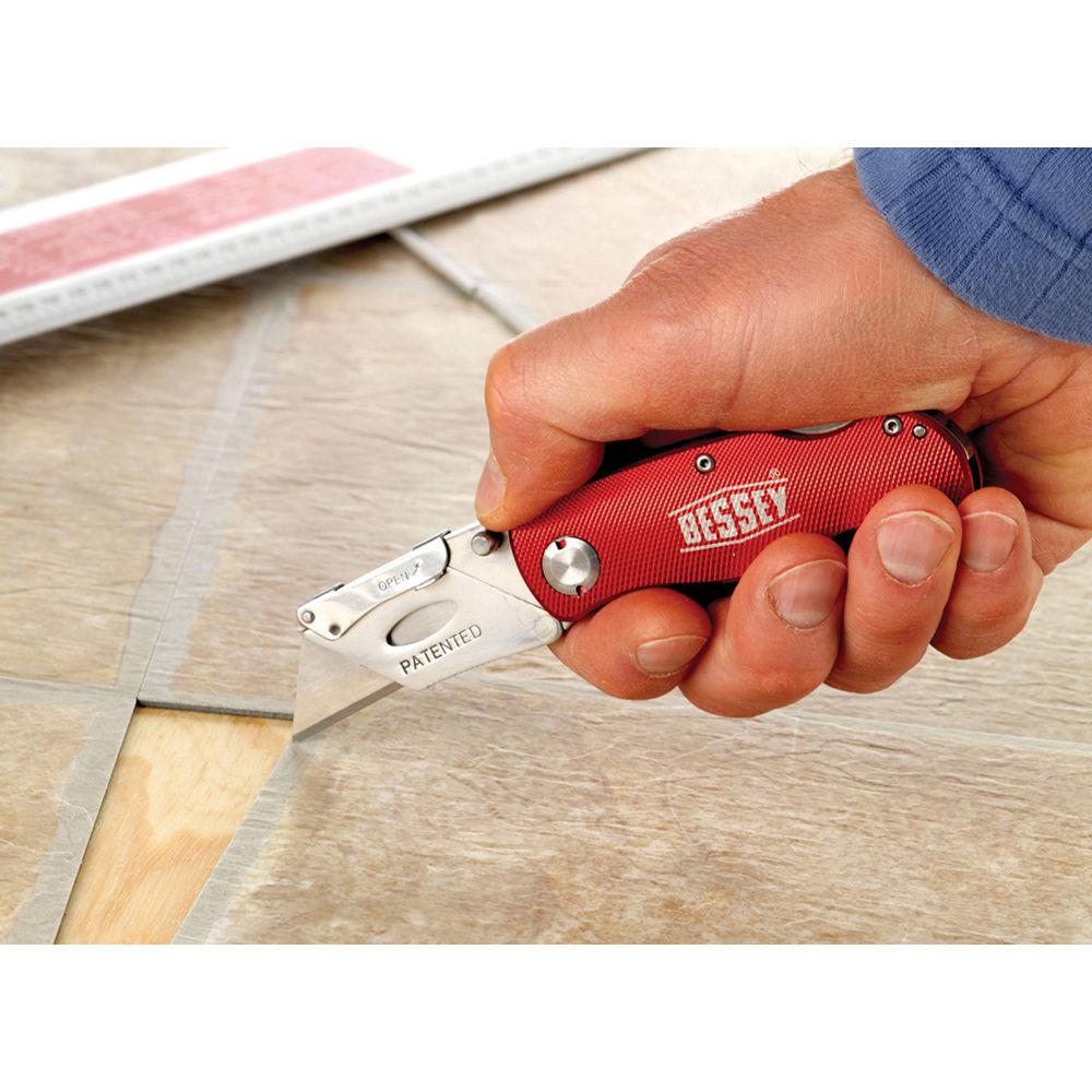 Bessey Folding Utility Knife