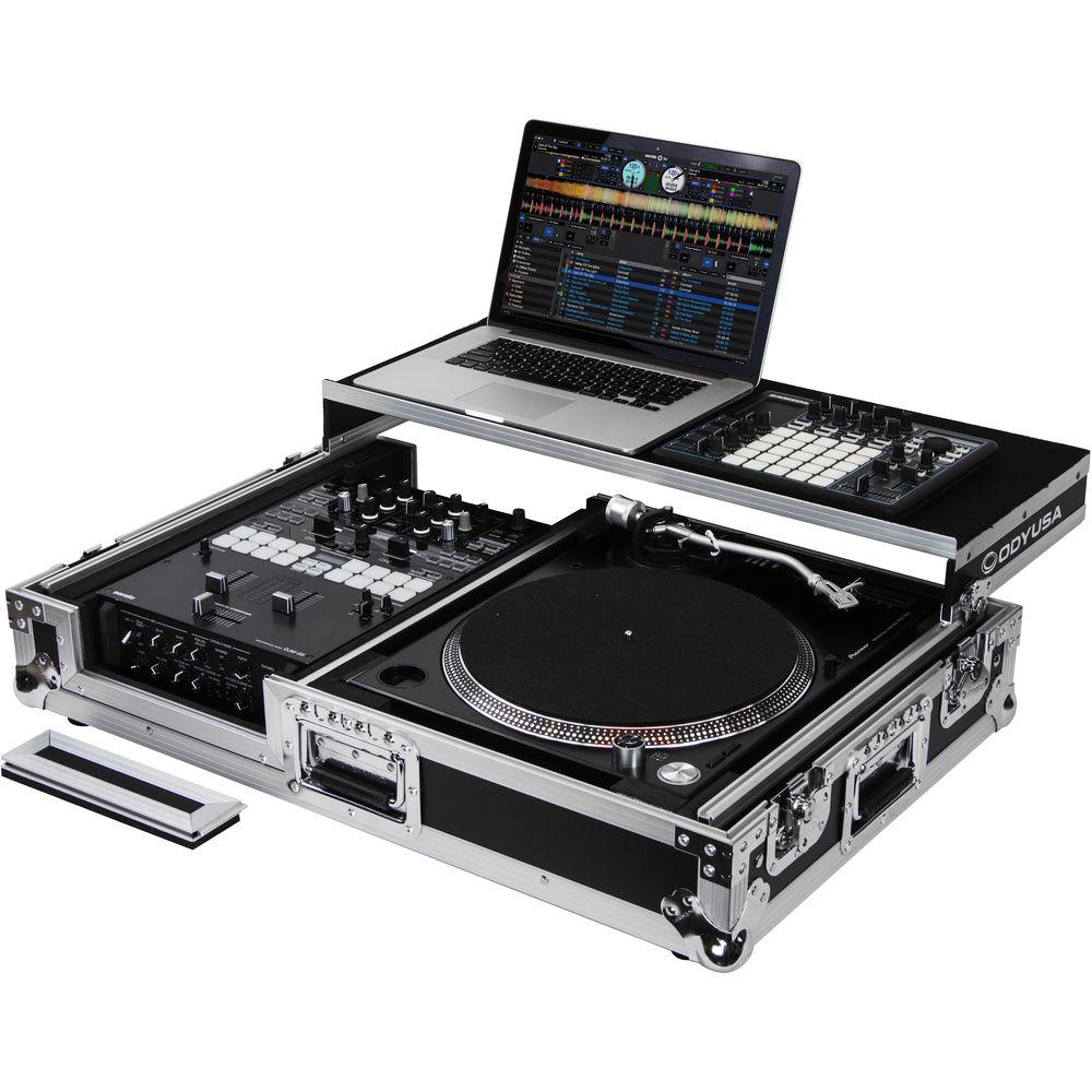 Odyssey Innovative Designs Flight Zone Universal Single Turntable Coffin with Glide-Style Platform and Wheels