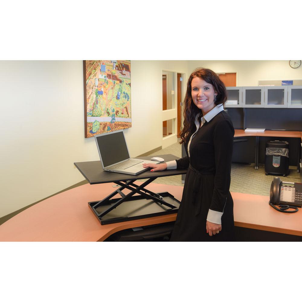 Luxor Level Up 32 Pneumatic Adjustable Desktop Station