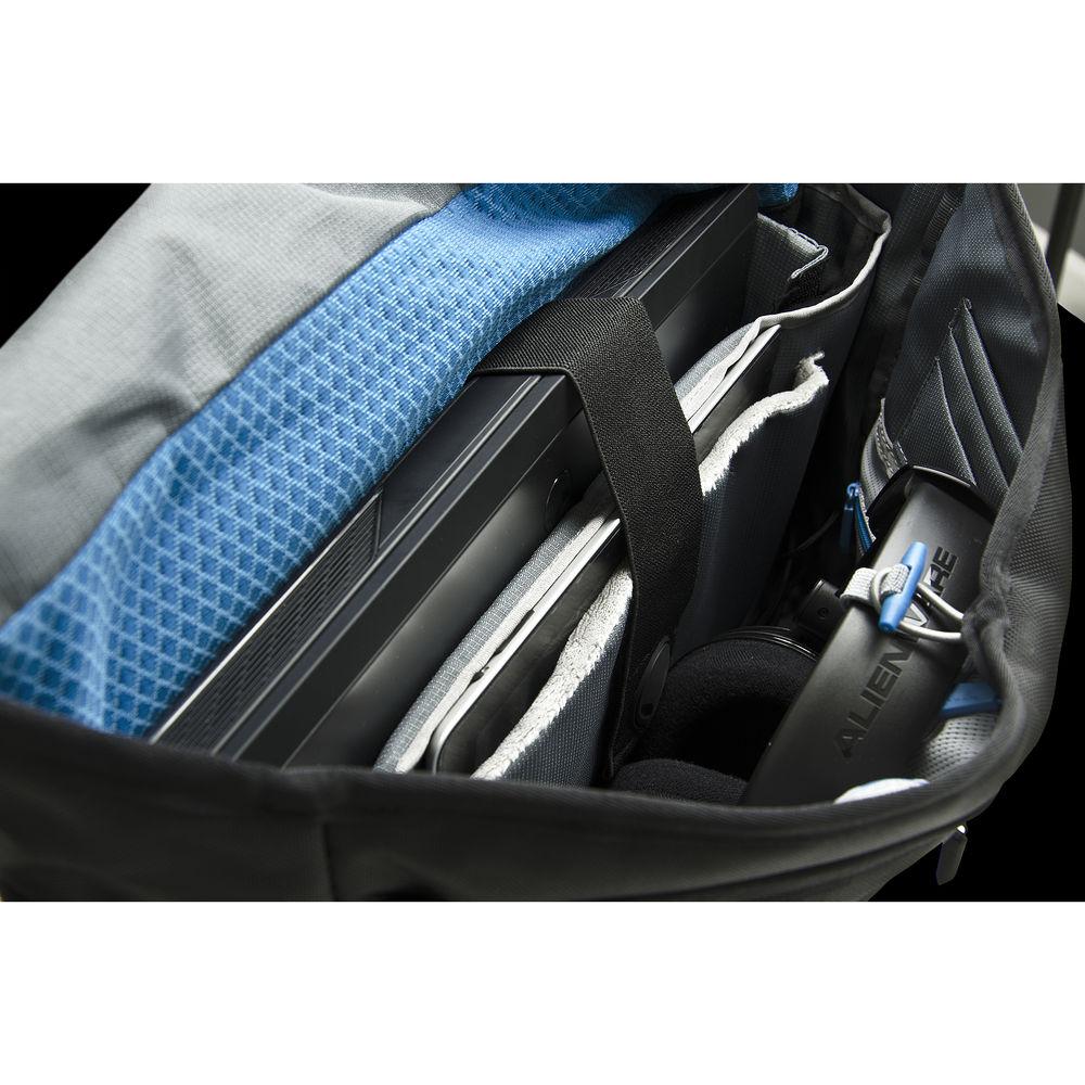 Mobile Edge Alienware Vindicator Messenger Bag for 17" Laptop & Accessories