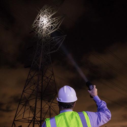 FoxFury Breakthrough Hybrid Right-Angle Flashlight