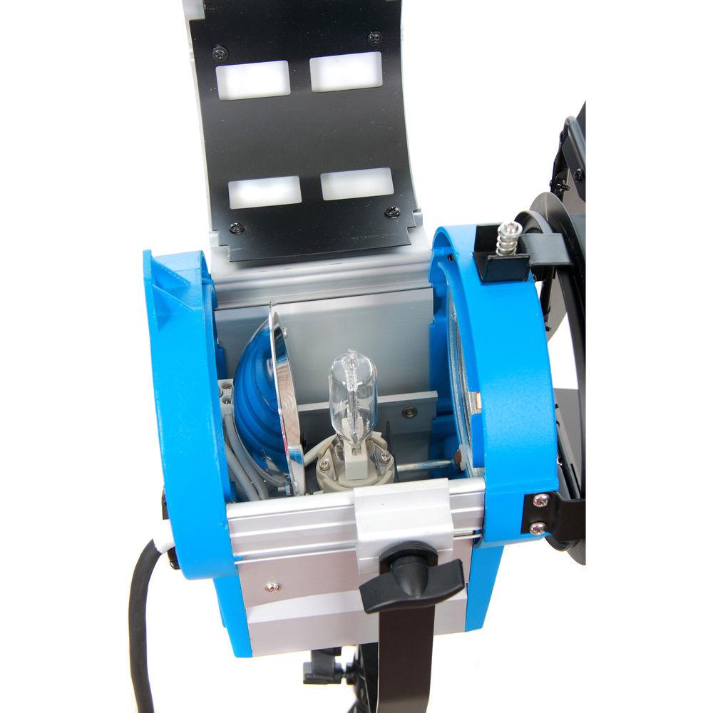 CAME-TV 2 x 650W Tungsten Fresnel Lights