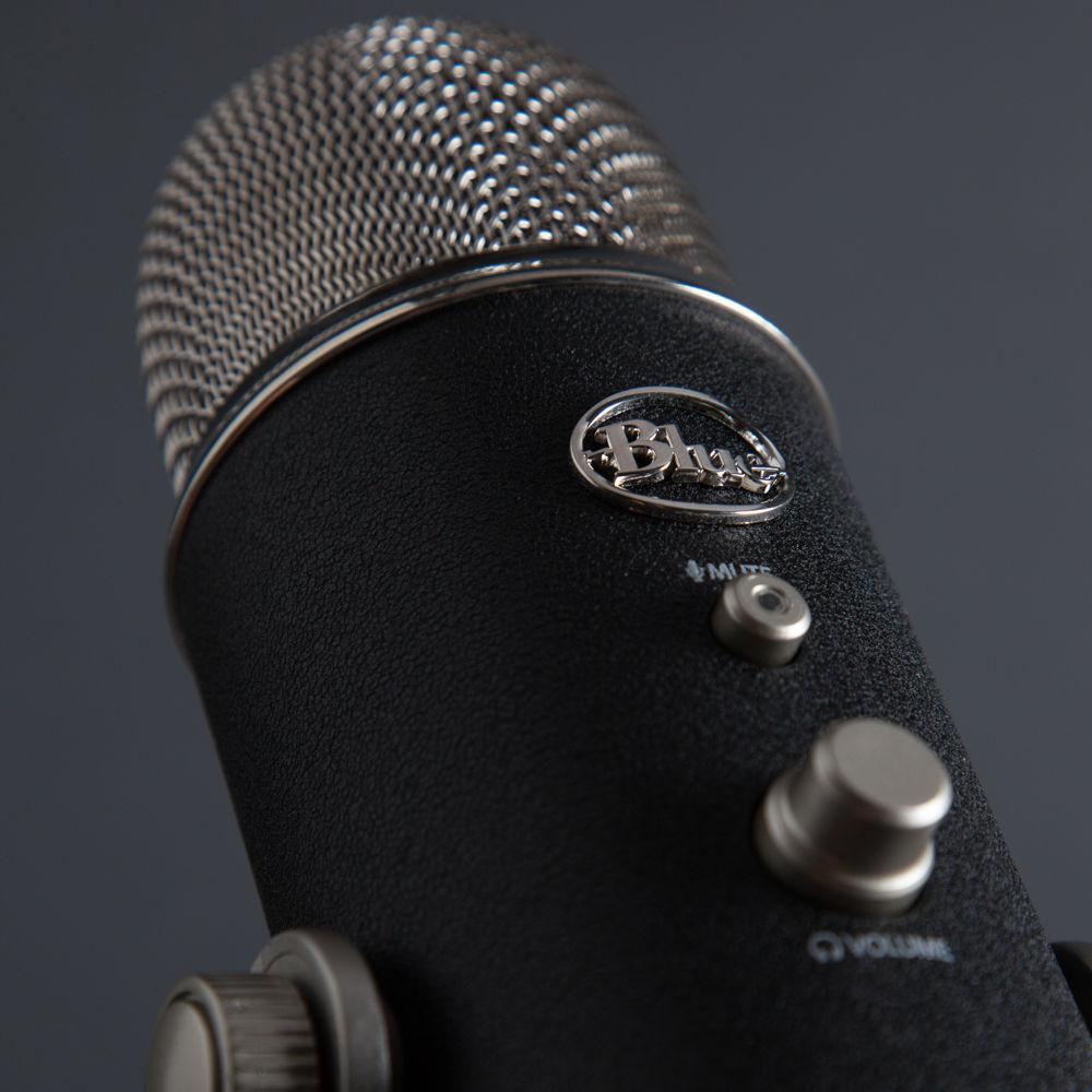 Blue Yeti Pro Studio All-In-One Pro Studio Vocal System