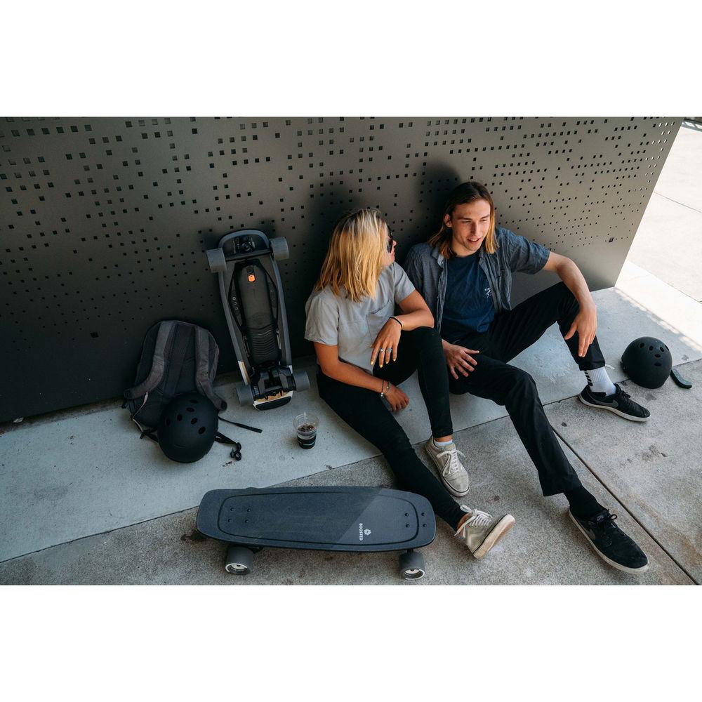 BOOSTED BOARDS Boosted Mini X Motorized Skateboard