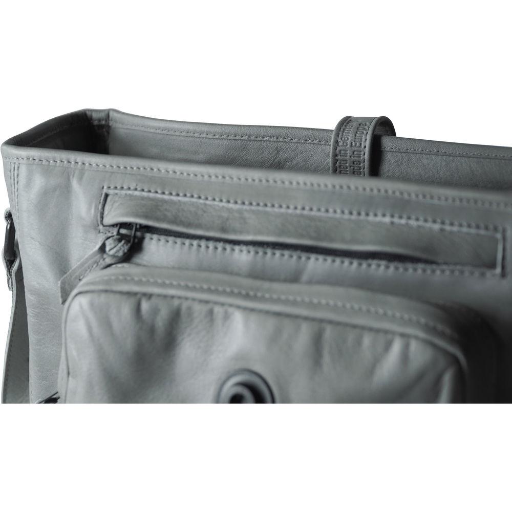 compagnon "the medium messenger" Leather Camera Bag