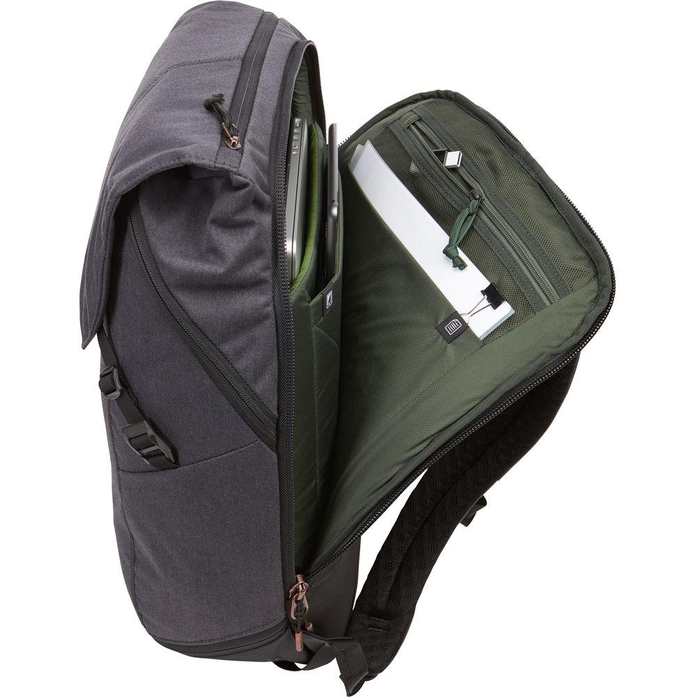 Thule Vea 25L Backpack