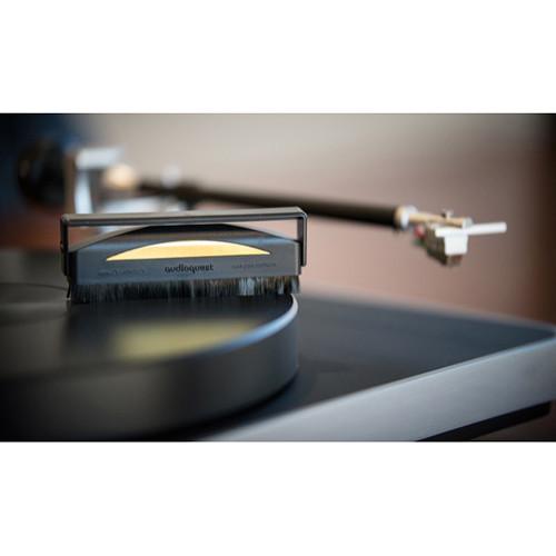 AudioQuest Anti-Static Conductive Carbon Fiber Brush for Vinyl Records