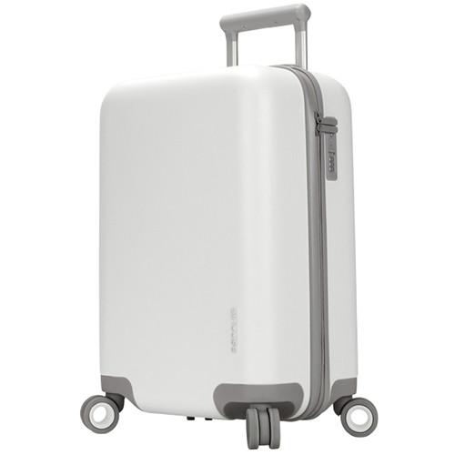 Incase Designs Corp NoviConnected 4-Wheel Travel Roller with USB-C Power