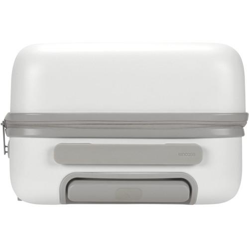 Incase Designs Corp NoviConnected 4-Wheel Travel Roller with USB-C Power