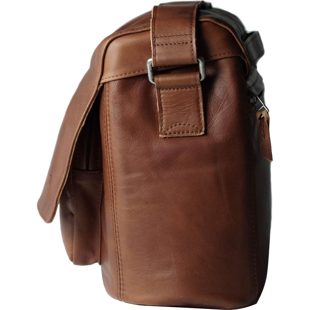 compagnon "the medium messenger" Leather Camera Bag