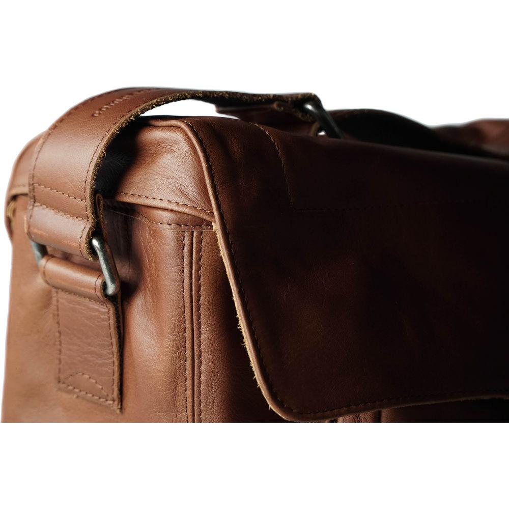 compagnon "the medium messenger" Leather Camera Bag