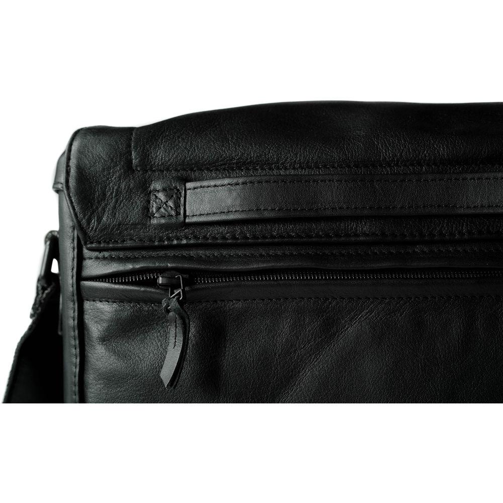 compagnon "the medium messenger" Leather Camera Bag