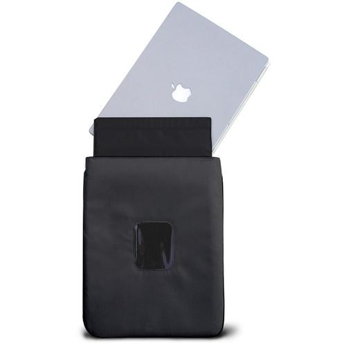 MacCase MBPM-15 MacBook Pro Messenger Bag with 15" Sleeve