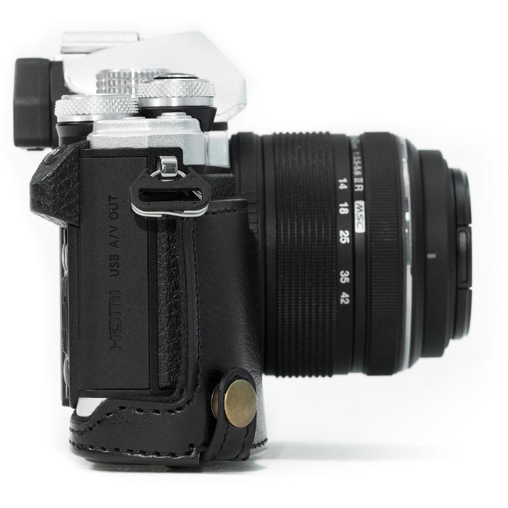 MegaGear MG636 Ever Ready Leather Case with Bottom Opening for Olympus OM-D E-M10 Mark II, 14-42mm