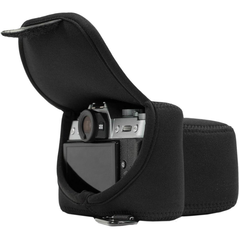 MegaGear Ultra-Light Neoprene Camera Case for Canon EOS M6 with 18-150mm