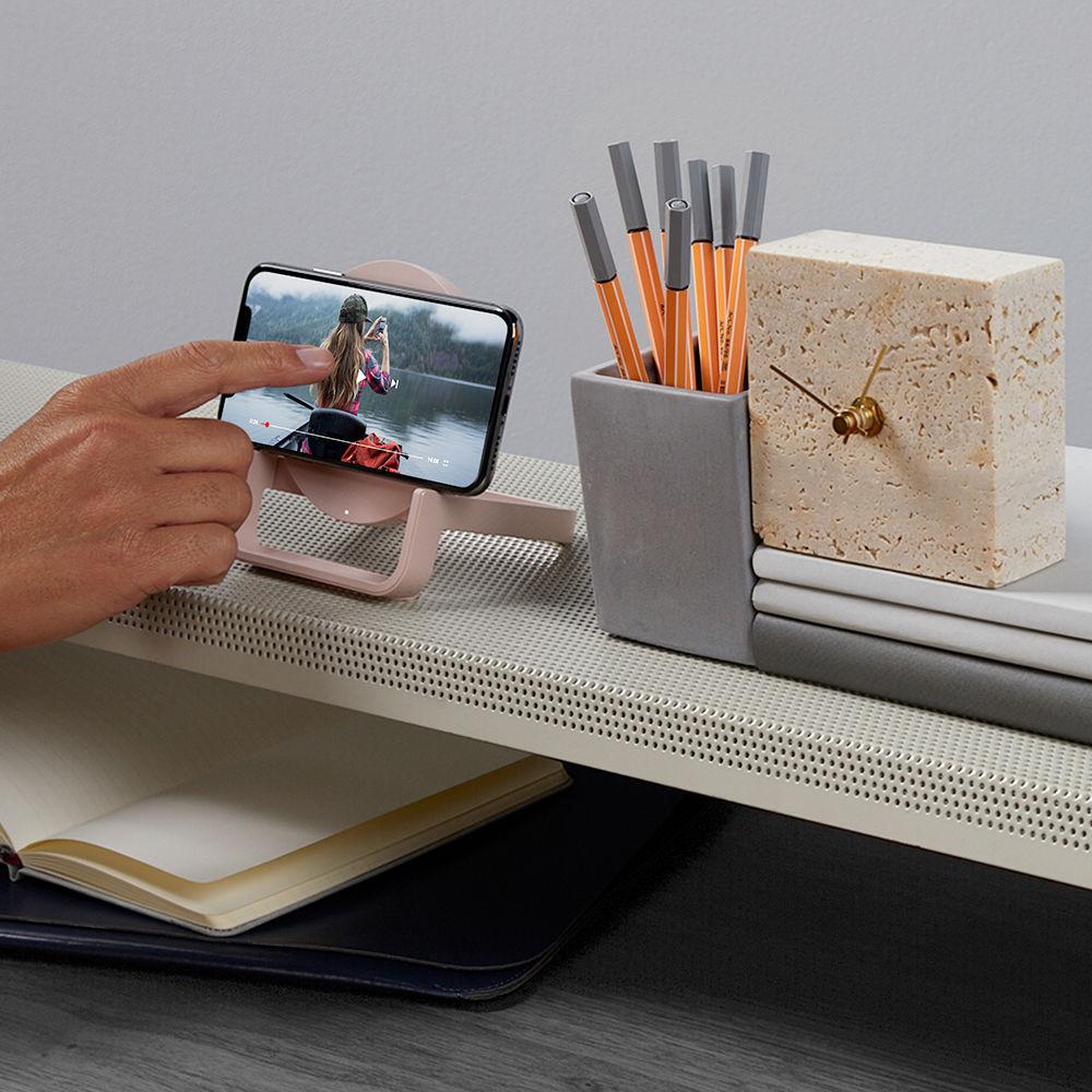 Belkin BOOSTUP 10W Wireless Charging Stand