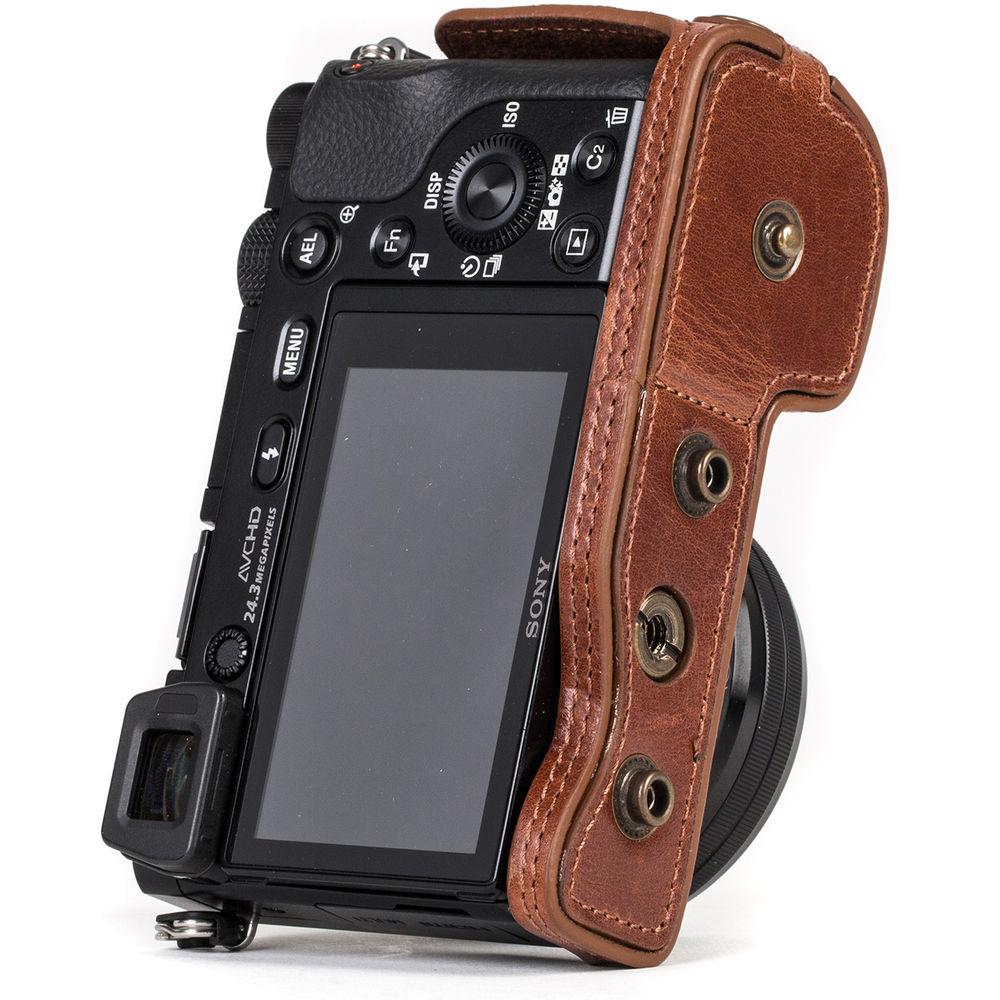 MegaGear Ever Ready Case for Sony a6500 with 16-50mm Lens