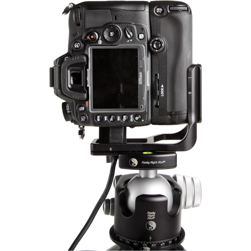 Really Right Stuff L-Plate for Nikon D7000 with MB-D11 Grip