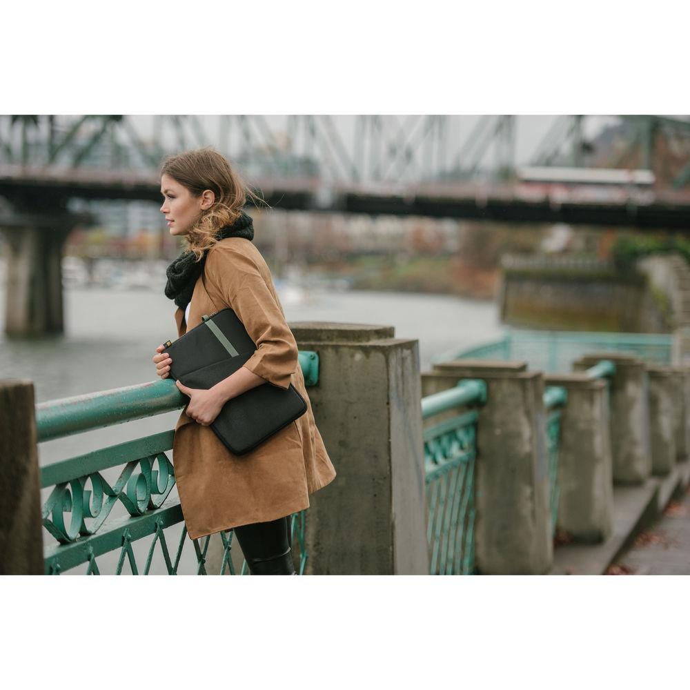 Case Logic Ibira Sleeve for 11" Laptop