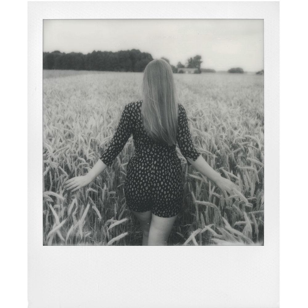 Polaroid Originals Black & White 600 Instant Film