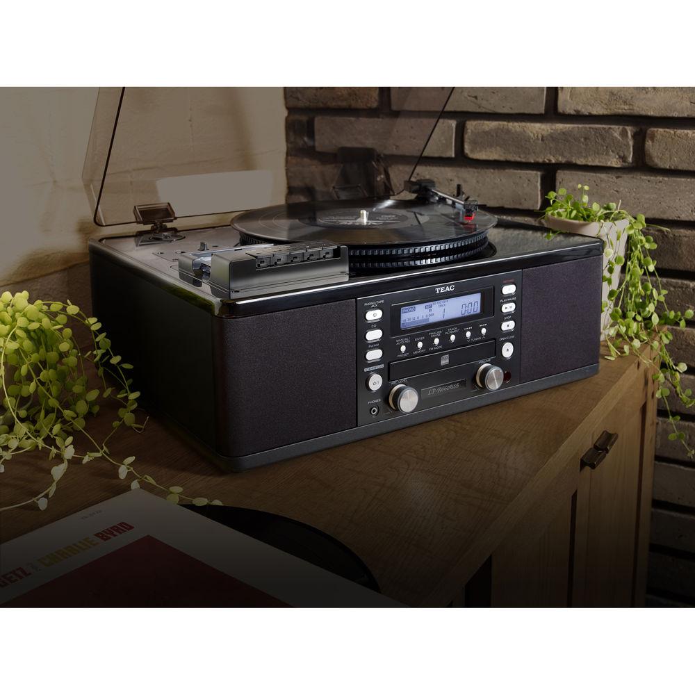 Teac LP-R660USB-PB Turntable with CD Recorder, Cassette Deck, & AM FM Tuner