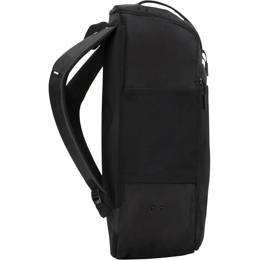 Incase Designs Corp Sport Field Bag Lite for Up to 15" MacBook iPad