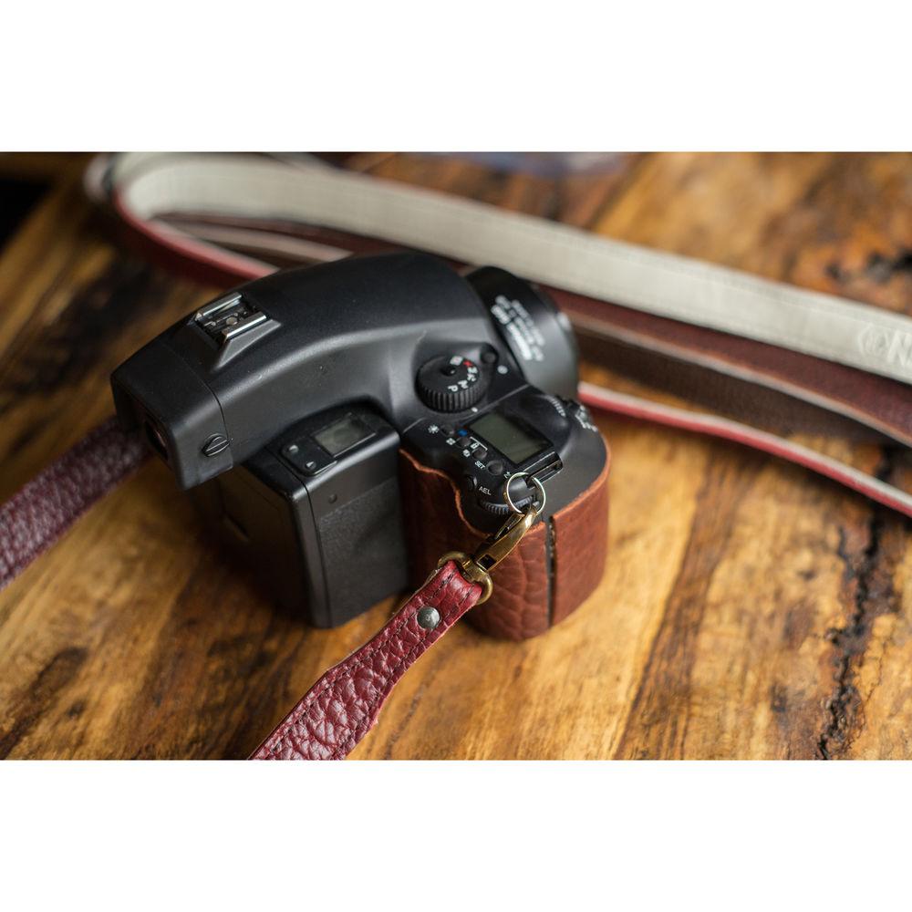 HoldFast Gear 52" Maven Classic American Bison Leather Camera Strap with Universal Clips