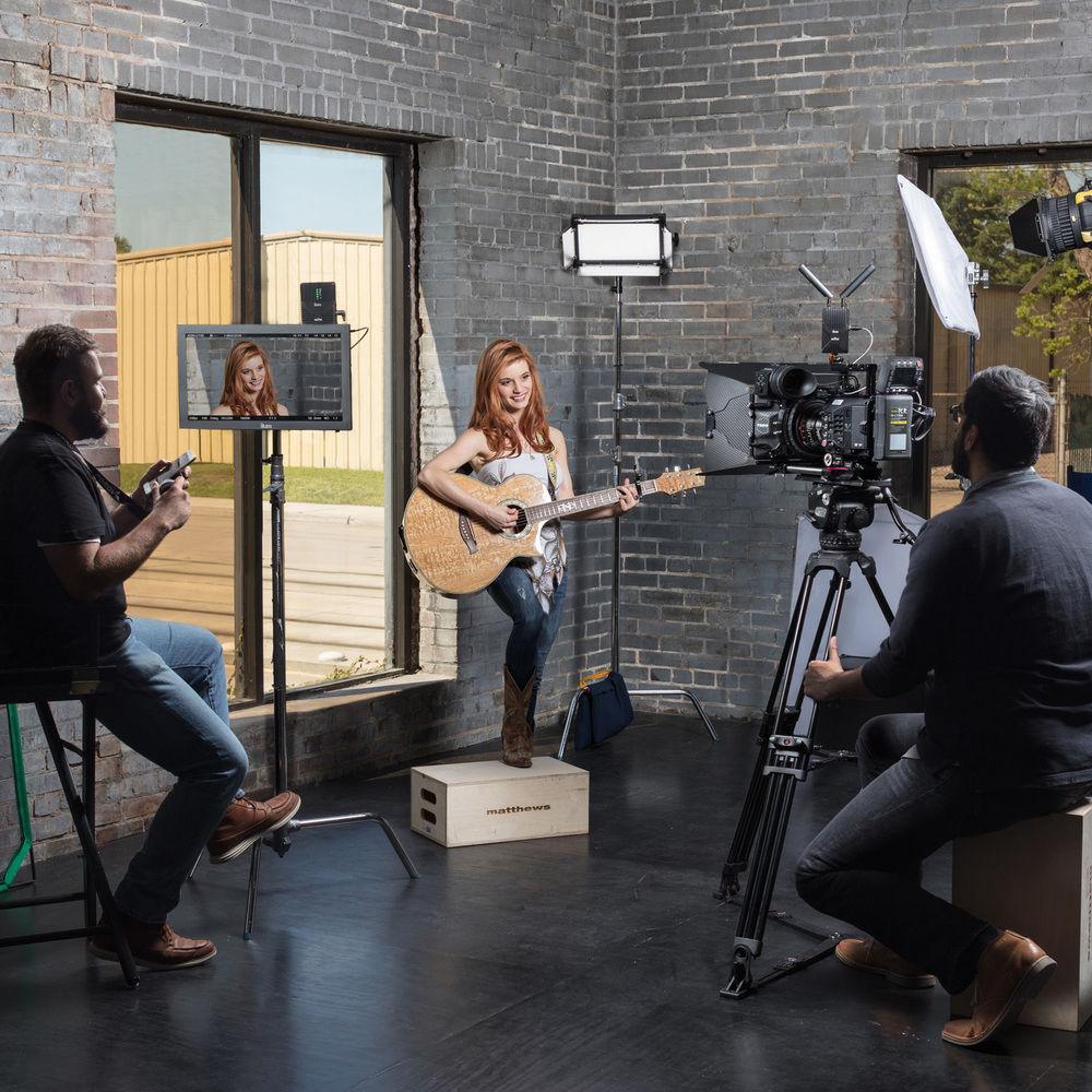 ikan Blitz 400 3G-SDI HDMI Wireless Uncompressed Zero Delay Video System