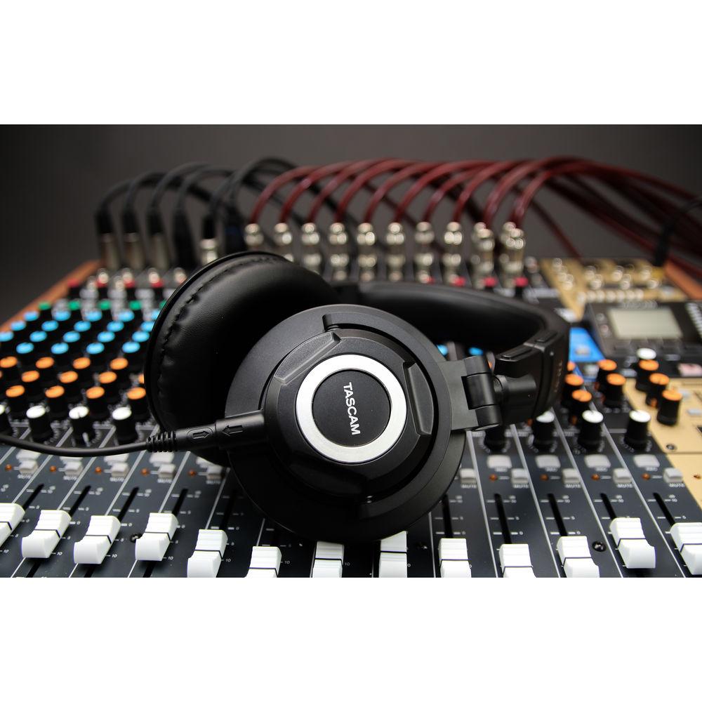 Tascam TH-07 High-Definition Monitor Headphones