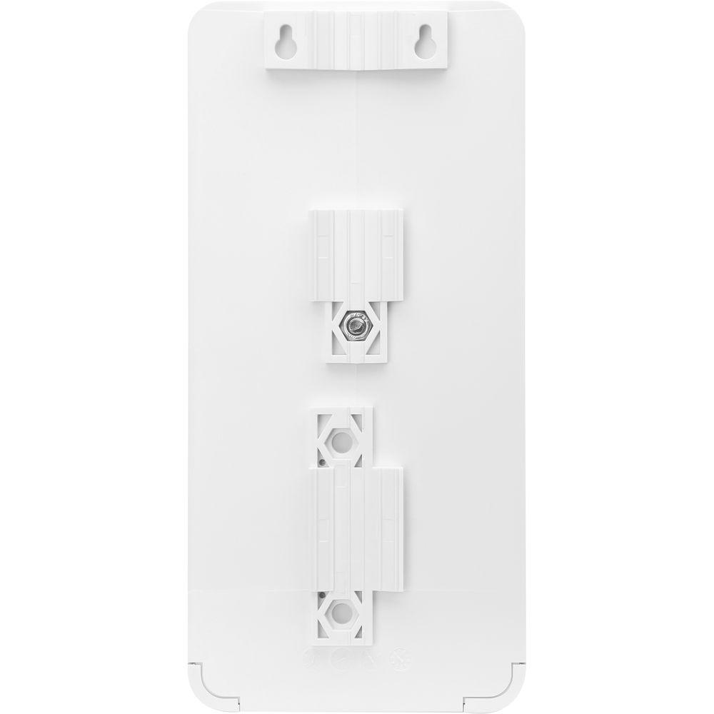 Ubiquiti Networks NanoSwitch Outdoor 4-Port PoE Passthrough Switch