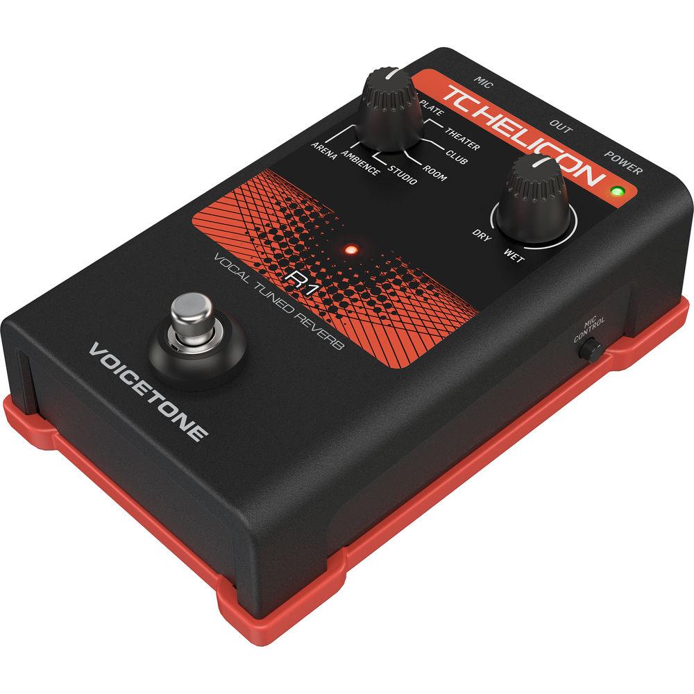 TC-Helicon VOICETONE R1 Stompbox for Vocal Reverb on Stage