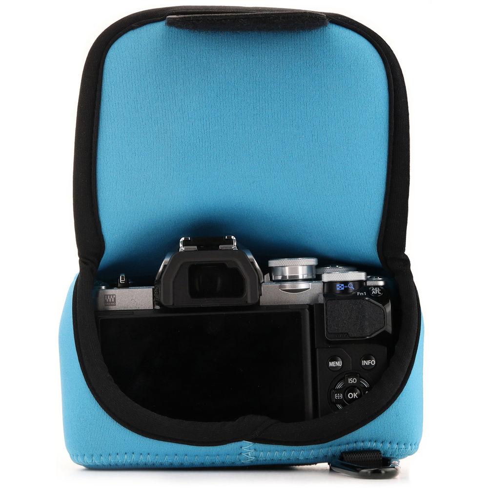 MegaGear Ultra-Light Neoprene Camera Case with Carabiner for Olympus OM-D E-M10 Mark III with 14-42mm