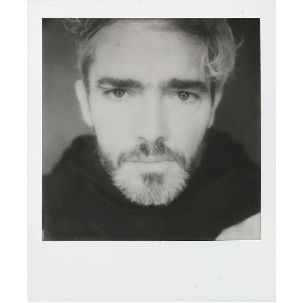 Polaroid Originals Black & White i-Type Instant Film