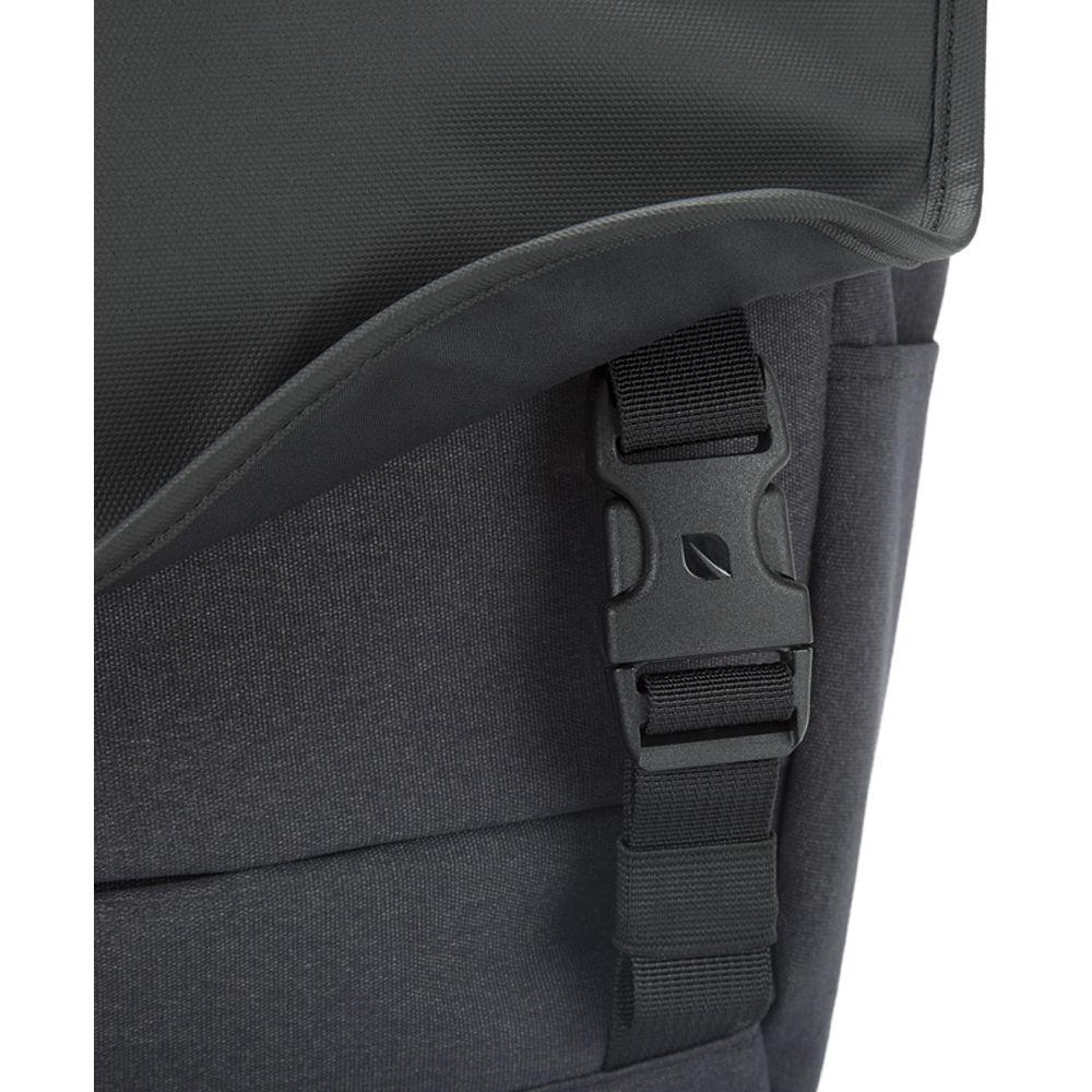 Incase Designs Corp Compass Messenger Bag