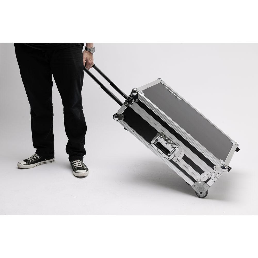 Magma Bags Scratch Suitcase Heavy-Duty Road Case for Turntable and 10" Battle Mixer