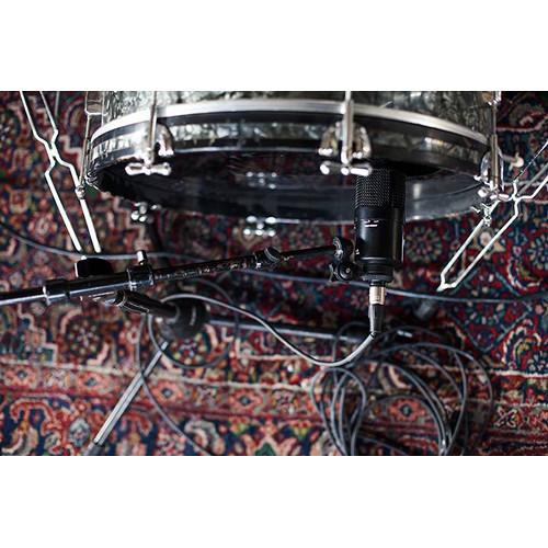 Telefunken M82-BP Cardioid Dynamic Kick-Drum Microphone with Shockmount & Boom Arm