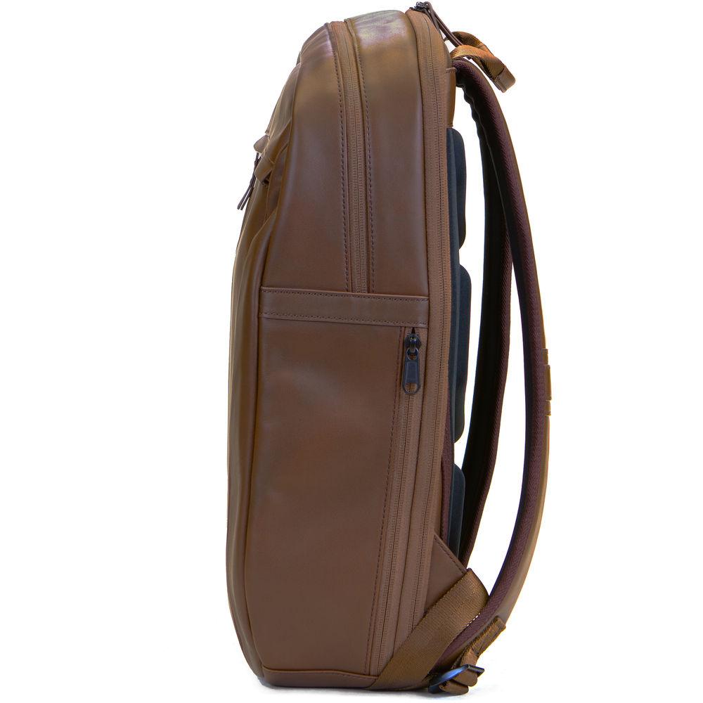 Cecilia Gallery Humboldt 14L Camera and 13" Laptop Backpack